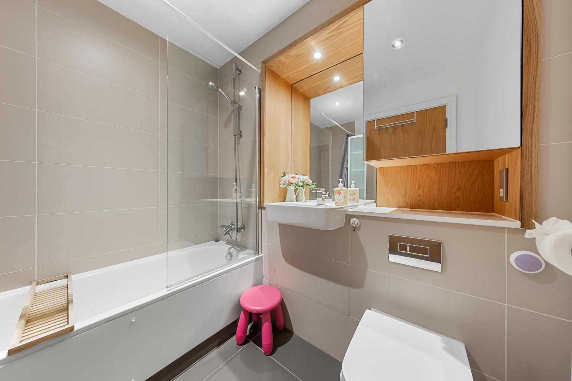Trendy 2 Bed Flat In Greenwich With Car Parking Londen Buitenkant foto