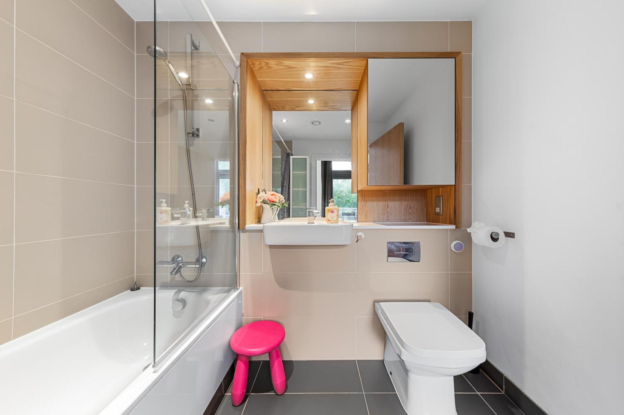 Trendy 2 Bed Flat In Greenwich With Car Parking Londen Buitenkant foto