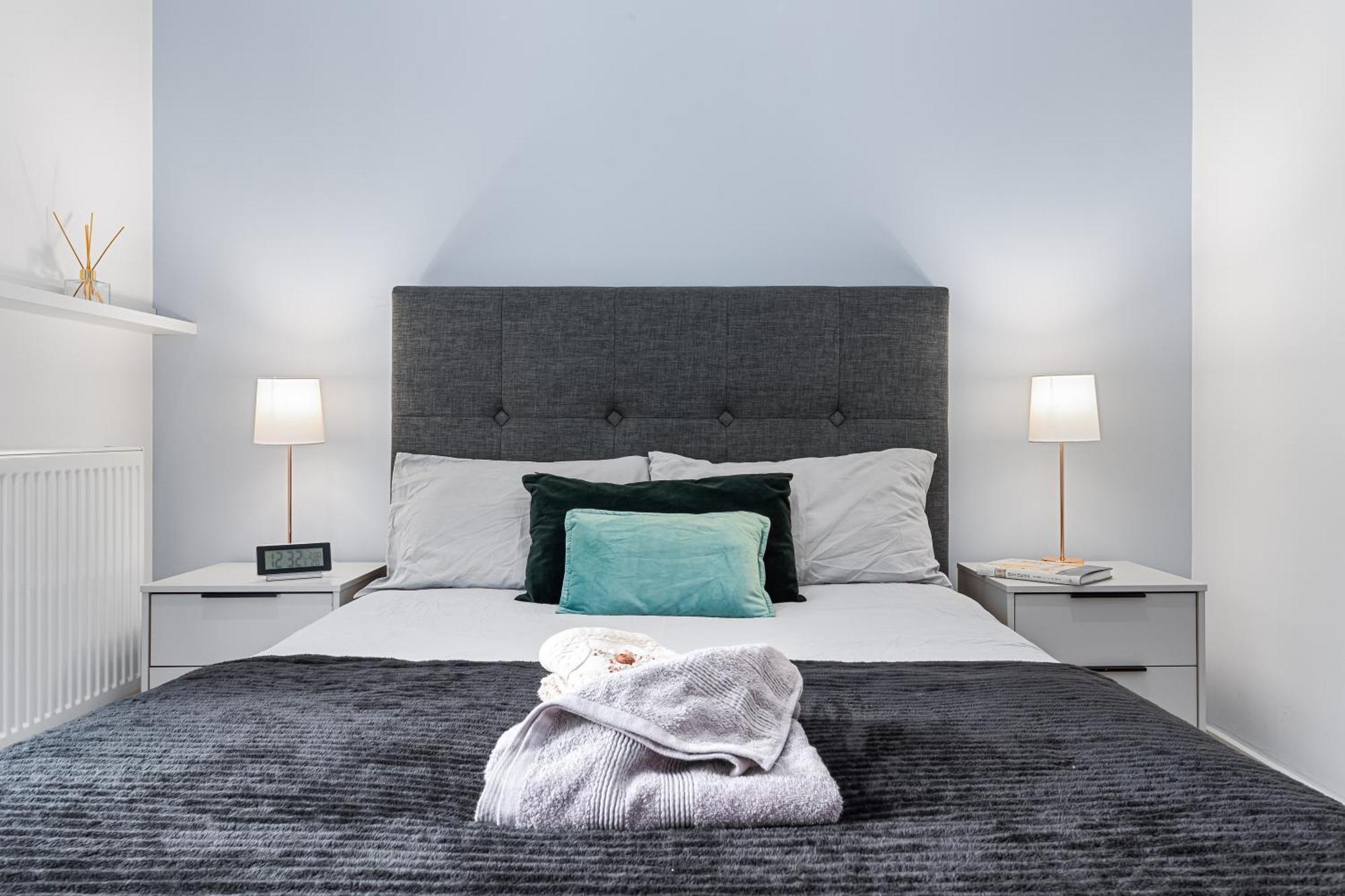 Trendy 2 Bed Flat In Greenwich With Car Parking Londen Buitenkant foto